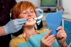 dentures replacement at the dentist clinic